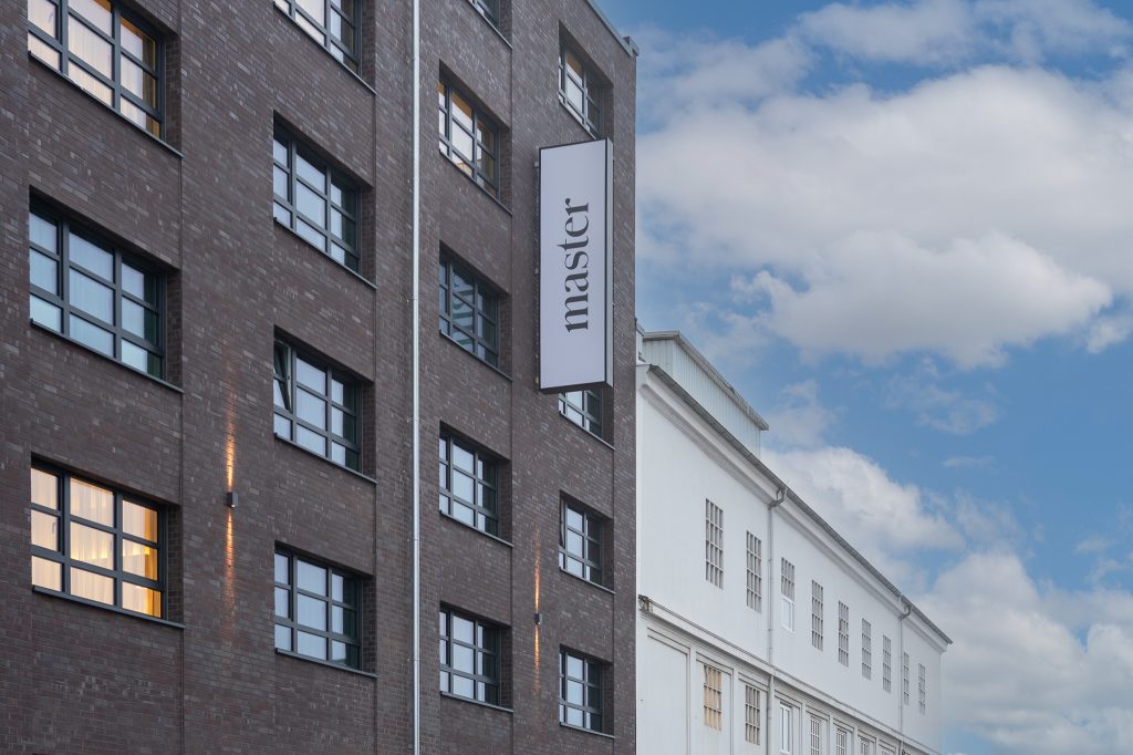 master Altona Hamburg building, showcasing its architecture