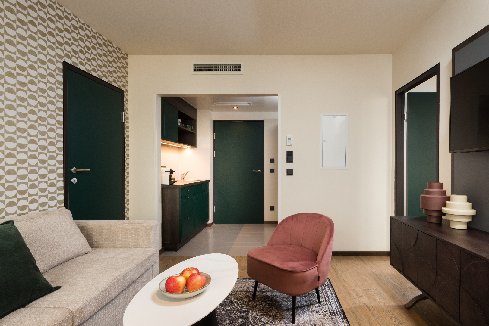 Inviting seating area in the room at master Mirabell, perfect for relaxation.