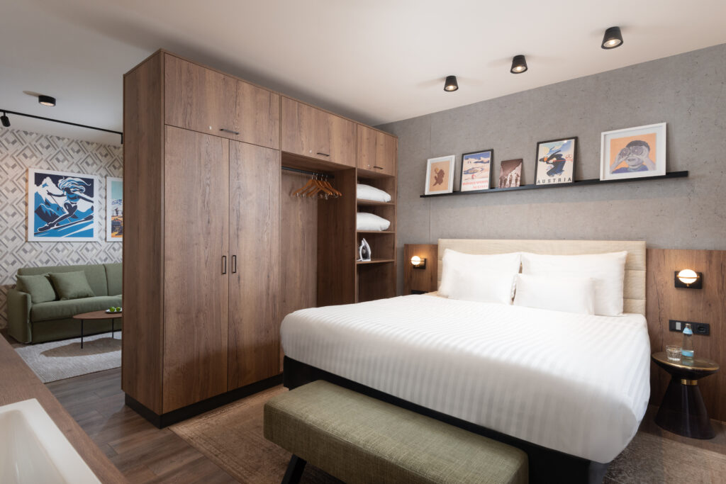 Cosy bed - One Bedroom Open Plan suite