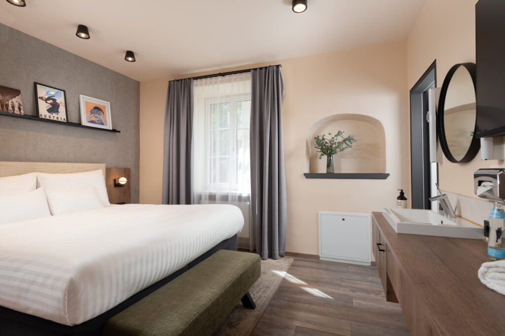 One Bedroom Open Plan suite