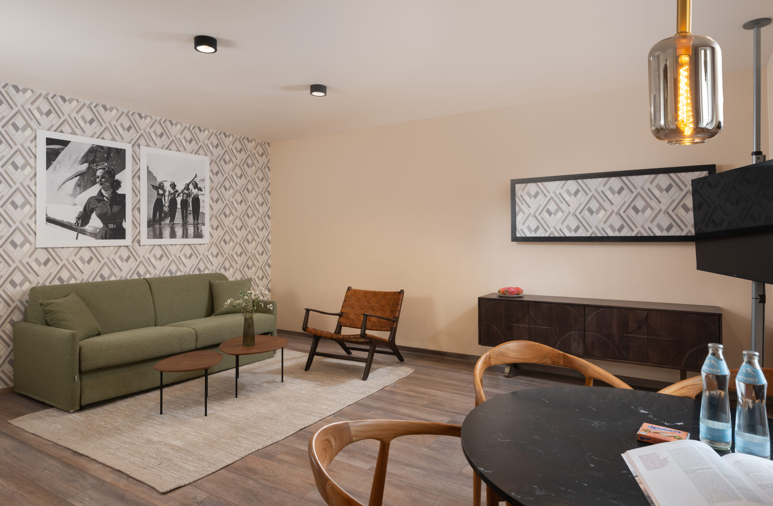 Sitting area - One Bedroom Apartment