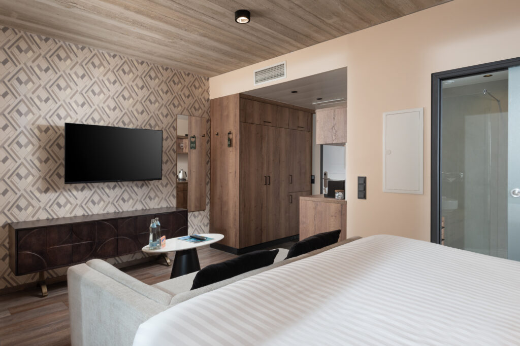 Studio Apartment