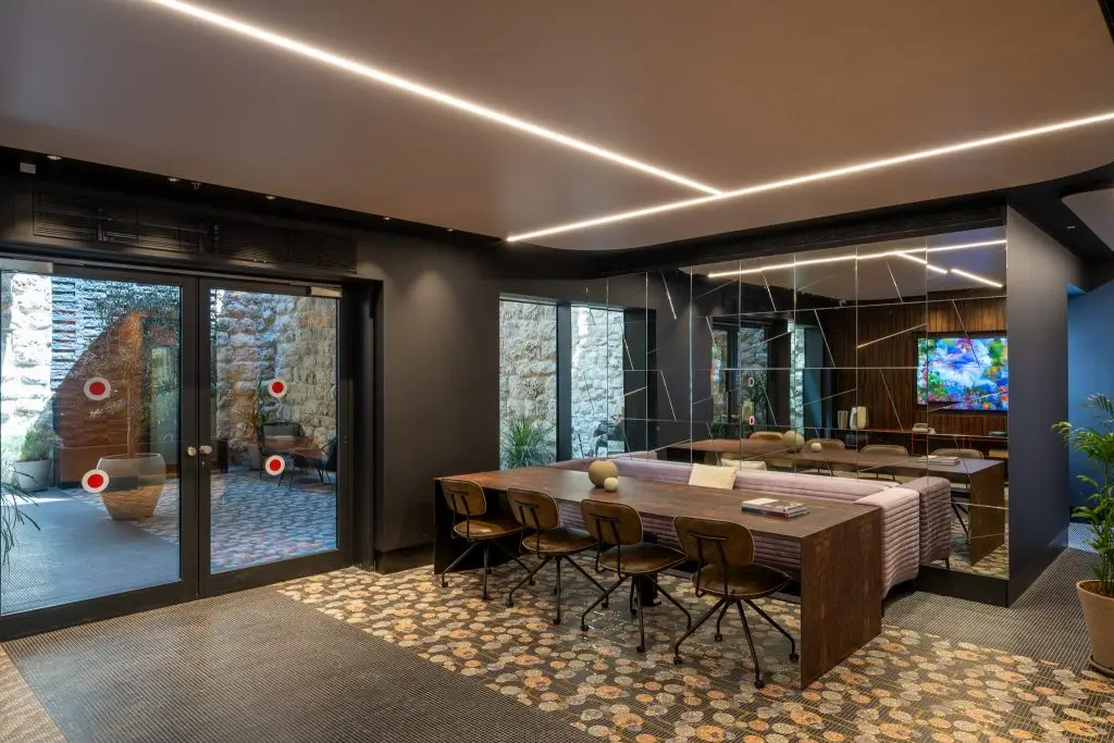 Master Bat Yam public aeras 2